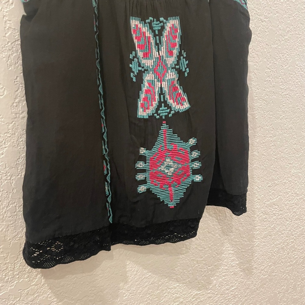 Gold Hawk Black Silk Embroidered Southwestern Boho Cami Top‎ Lace Smocked Y2K - Picture 3 of 7